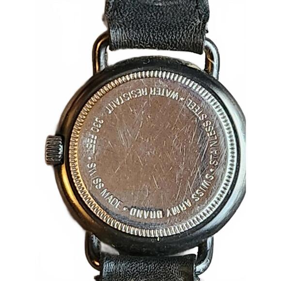 Vintage Swiss Army Watch - Classic Military Style - Picture 4 of 4